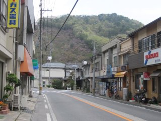 生山の商店街
