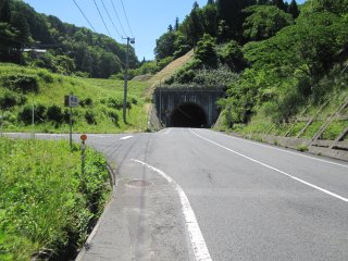 鴨倉トンネル