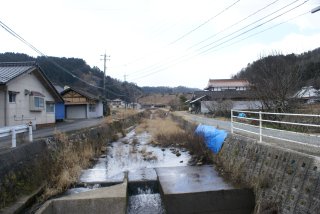 神田大池からの放水路