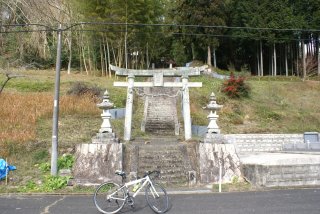 長政の八幡神社