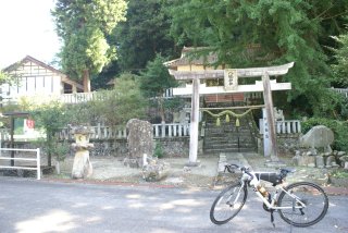 上作木の八幡神社