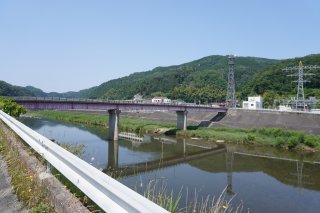 粟屋橋