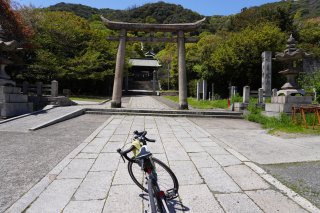 沼名前神社