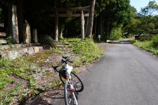 鳥居前