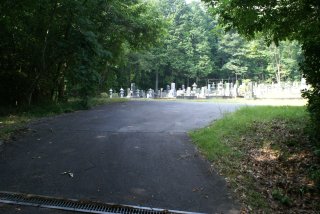 共同墓地