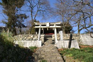 白鳩神社